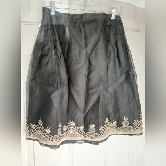 Carole Little 100% silk skirt Black & Gold beads with embroidery Size 6 EUC - Picture 5 of 9